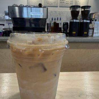 White Rabbit Espresso - Iced vanilla latte - Cafes Near Me - Newport, Oregon
