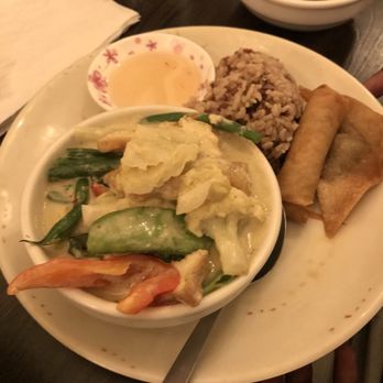 Red Curry Vegan Kitchen - Vegan Near Me - Flagstaff, Arizona