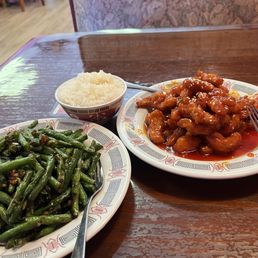 Sweet And Sour Chicken, green beans Sweet And Sour Chicken, green beans