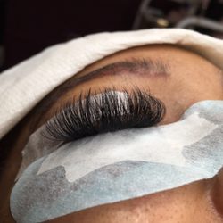 Lashes by Chardonnay - Volume lashes