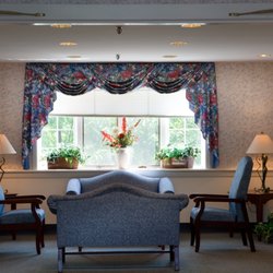 Willow Manor