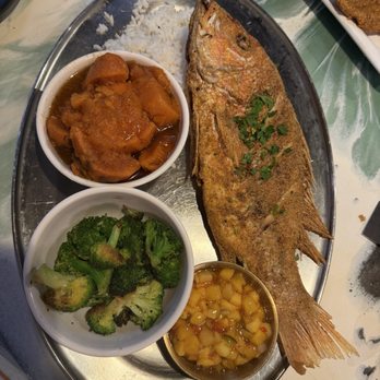 Sunrize Cafe - Fried Whole Red Snapper w/Sweet Potatoes and Broccoli - Soul Food Near Me - Calumet City, Illinois Sunrize Cafe - Fried Whole Red Snapper w/Sweet Potatoes and Broccoli - Soul Food Near Me - Calumet City, Illinois