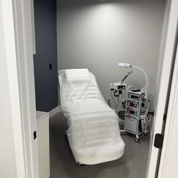 MAVO by Mehdi Cut - Private. Clean. Relaxing. Welcome to the MAVO skincare experience. - Barbers Near Me - Tarzana, California MAVO by Mehdi Cut - Private. Clean. Relaxing. Welcome to the MAVO skincare experience. - Barbers Near Me - Tarzana, California