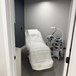 MAVO by Mehdi Cut - Private. Clean. Relaxing. Welcome to the MAVO skincare experience.