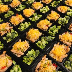 Roxy’s Cafe & Bakery - Weekly low carb meal prep service