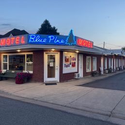 Exterior photo of Blue Pine Motel - Panguitch, Utah Exterior photo of Blue Pine Motel - Panguitch, Utah