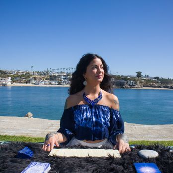 Holly's Holistic Healing - Life Coach Near Me Holly's Holistic Healing - Life Coach Near Me