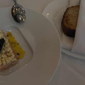 Sorellina - Salmon tartare - Italian Near Me - Boston, Massachusetts