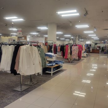 Macy's - Department Stores Near Me - Valley Stream, New York