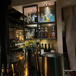 Gold - The bar