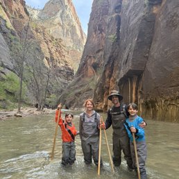 Family in The Narrows. Family in The Narrows.