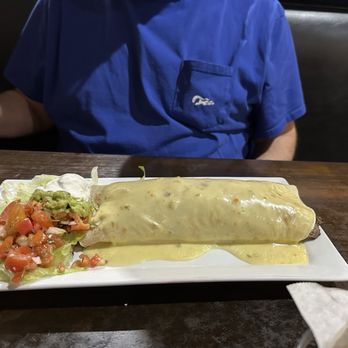 El Rey Mexican Restaurant - The El Rey Mega Burrito - Mexican Near Me - Vero Beach, Florida El Rey Mexican Restaurant - The El Rey Mega Burrito - Mexican Near Me - Vero Beach, Florida