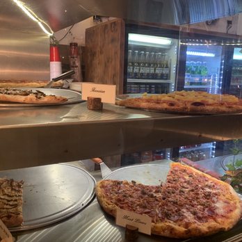 Grafa Pizza - Pizza - Pizza Near Me - Miami Beach, Florida