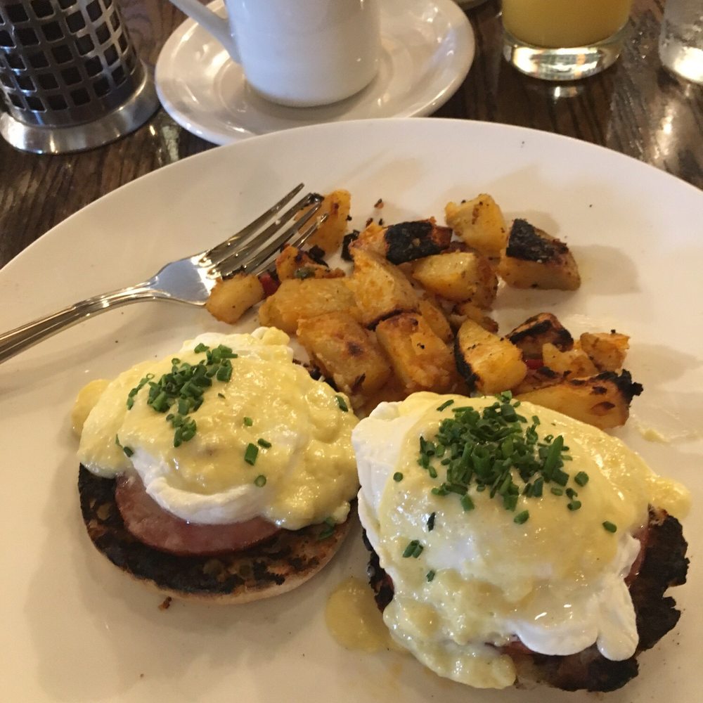 DeWolf Tavern - Burn muffin burned potatoes curdled Hollandaise. No wonder no one else is here. Awful meal. - New American Near Me - Bristol, Rhode Island DeWolf Tavern - Burn muffin burned potatoes curdled Hollandaise. No wonder no one else is here. Awful meal. - New American Near Me - Bristol, Rhode Island