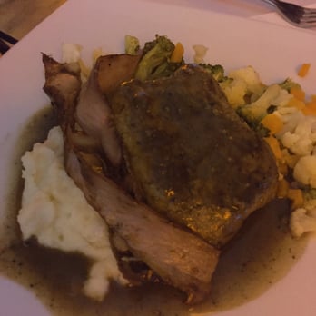Miralto - Filet mignon con tocino, puré de papas y vegetales. It's overcooked and there is a lot of pepper. The view is lovely - Mediterranean Near Me - México, D.F., DIF Miralto - Filet mignon con tocino, puré de papas y vegetales. It's overcooked and there is a lot of pepper. The view is lovely - Mediterranean Near Me - México, D.F., DIF