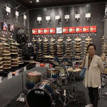 Guitar Center - Musical Instruments & Teachers Near Me - Hollywood, California Guitar Center - Musical Instruments & Teachers Near Me - Hollywood, California