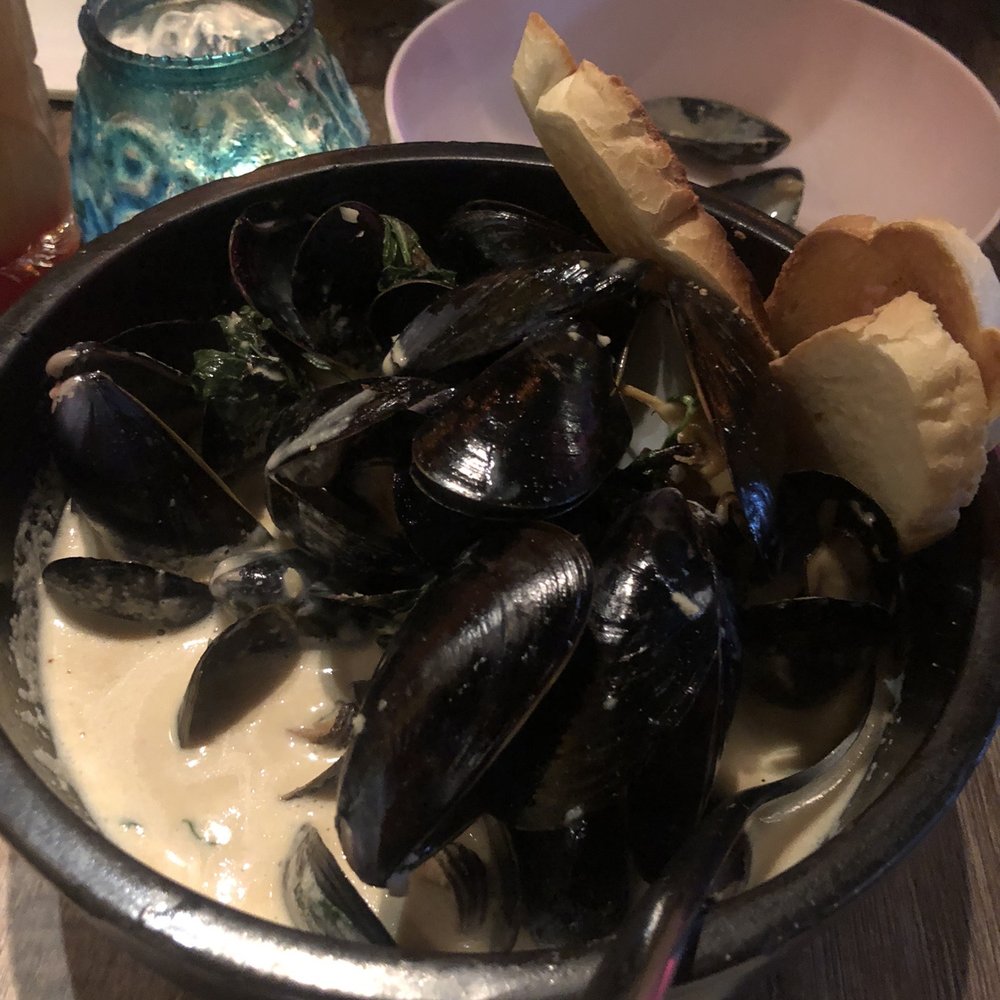 BITES Asian Kitchen + Bar - Thai Basil Cream Mussels (GF) - Japanese Near Me - Chicago, Illinois BITES Asian Kitchen + Bar - Thai Basil Cream Mussels (GF) - Japanese Near Me - Chicago, Illinois