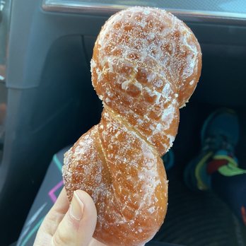 Donut World - Cinnamon sugar twister $1.10 - Donuts Near Me - Gresham, Oregon