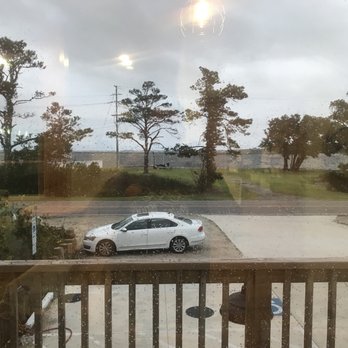 Higher Grounds Coffee & Ice Cream - View from across the street - Coffee & Tea Near Me - Kill Devil Hills, North Carolina