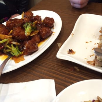 Peaceful Restaurant - General chicken, not crispy at all, and too much oil and too little broccoli (questionable freshness on the vegetables). - Chinese Near Me - Vancouver, British Columbia Peaceful Restaurant - General chicken, not crispy at all, and too much oil and too little broccoli (questionable freshness on the vegetables). - Chinese Near Me - Vancouver, British Columbia