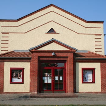 Kino Wesenberg - Frontansicht - Cinema Near Me - Wesenberg, MV
