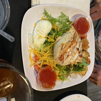 The Balcony - Salad with chicken - Bars Near Me - Cumberland, Maryland