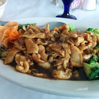 Gourmet House - chicken w/ black pepper sauce - Chinese Near Me - Algonquin, Illinois Gourmet House - chicken w/ black pepper sauce - Chinese Near Me - Algonquin, Illinois