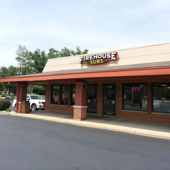 Firehouse Subs - Front of store - Fast Food Near Me - St. Louis, Missouri