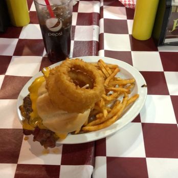 Durty Gurt's - Good Burgers - American Near Me - Galena, Illinois