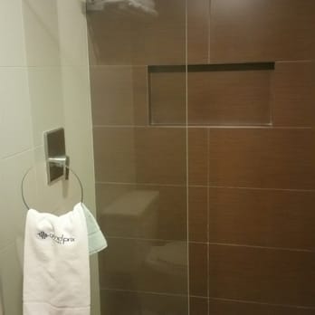 Hotel Grand Prix - The shower - Hotels Near Me - México, D.F., DIF