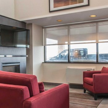 Comfort Inn - Hotels Near Me - Dryden, Ontario