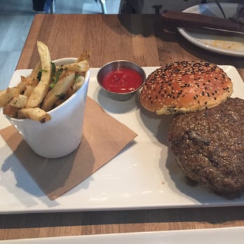 Eureka! - Bone marrow burger - American Near Me - Berkeley, California