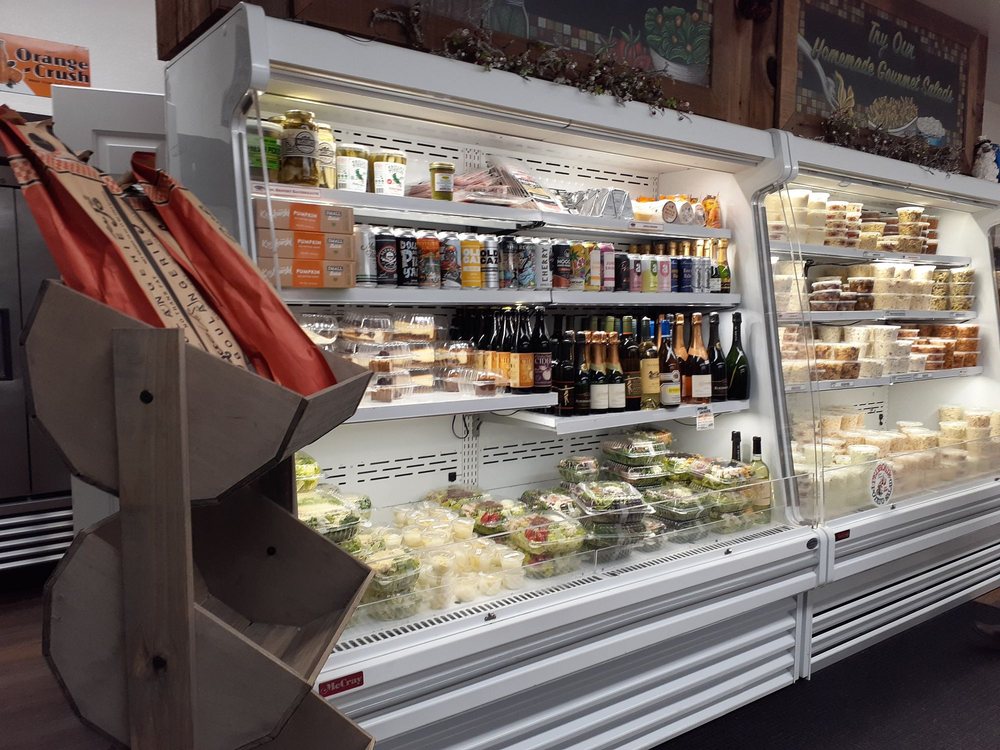 Lombardi's Gourmet Deli & BBQ
