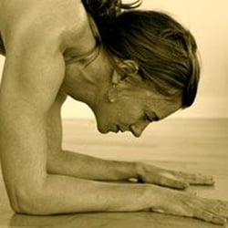 Jaya Yoga Center - Leslie. Photo by Gina de la Chesnaye