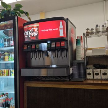 Jackie's Diner - Inside the restaurant - Hawaiian Near Me - Aiea, Hawaii