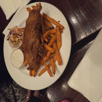 Quarter Celtic Brewpub - Half order fish and chips with sweet potato fries - Brewpubs Near Me - Albuquerque, New Mexico