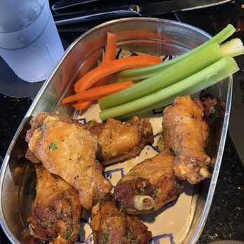 Topgolf - Lemon pepper wings - Golf Near Me - Burlingame, California