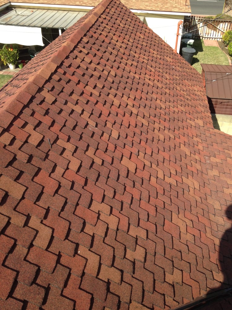 Slide of Hector's Roofing