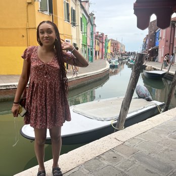 Isola di Burano - Gorgeous canals but with color!! - Landmarks & Historical Buildings Near Me - Venezia, VE Isola di Burano - Gorgeous canals but with color!! - Landmarks & Historical Buildings Near Me - Venezia, VE