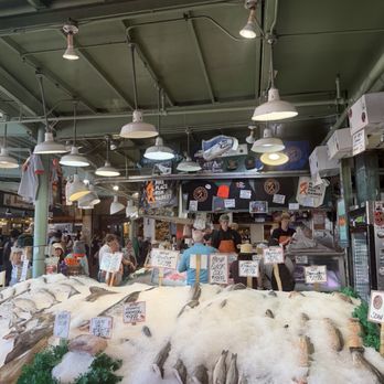Pike Place Fish Market - Seafood Markets Near Me - Seattle, Washington Pike Place Fish Market - Seafood Markets Near Me - Seattle, Washington