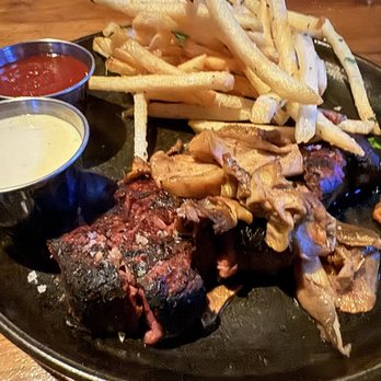 Basso - Butcher Cut Steak Specialita - Bars Near Me - Saint Louis, Missouri