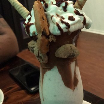 Jenavies Cafe - Cookie tastic - Latin American Near Me - Bronx, New York