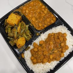 Natraj's Tandoori - 2 entree Combo meal - vegan - Chana Masala and potato green beans with rice