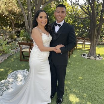 Dana's Wedding and Event Coordination - Another perfect photo by Dana - Wedding Planning Near Me