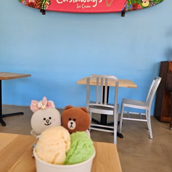 Castaways Ice Cream - Pineapple, pandan with coconut, and coconut underwear everything. Large cup = three flavors - Ice Cream & Frozen Yogurt Near Me - Honolulu, Hawaii