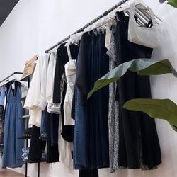 Shop Famosa - Welcome to Shop Famosa, where confidence meets style.