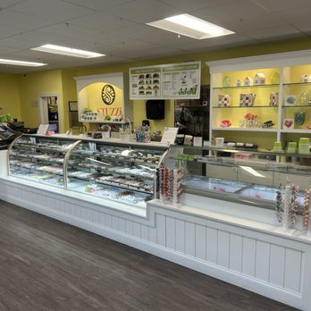 Stuzzi - STUZZi chocolate and gelato cases - Gelato Near Me - Plymouth, Massachusetts Stuzzi - STUZZi chocolate and gelato cases - Gelato Near Me - Plymouth, Massachusetts