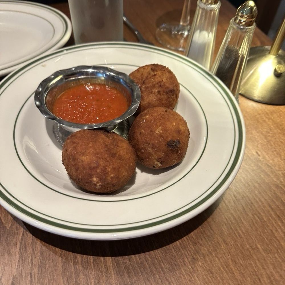 Patsy's Pizzeria - Pizza Near Me - Boca Raton, Florida