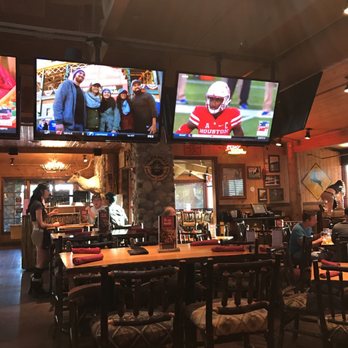 Twin Peaks - TVs and eating area - Sports Bars Near Me - Centennial, Colorado Twin Peaks - TVs and eating area - Sports Bars Near Me - Centennial, Colorado