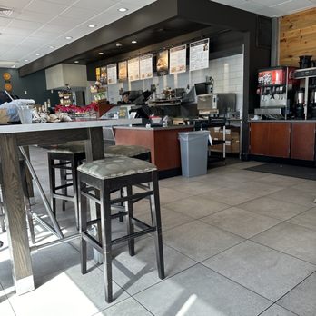 Einstein Bros. Bagels - the inside of a restaurant - Bagels Near Me - Miami Beach, Florida